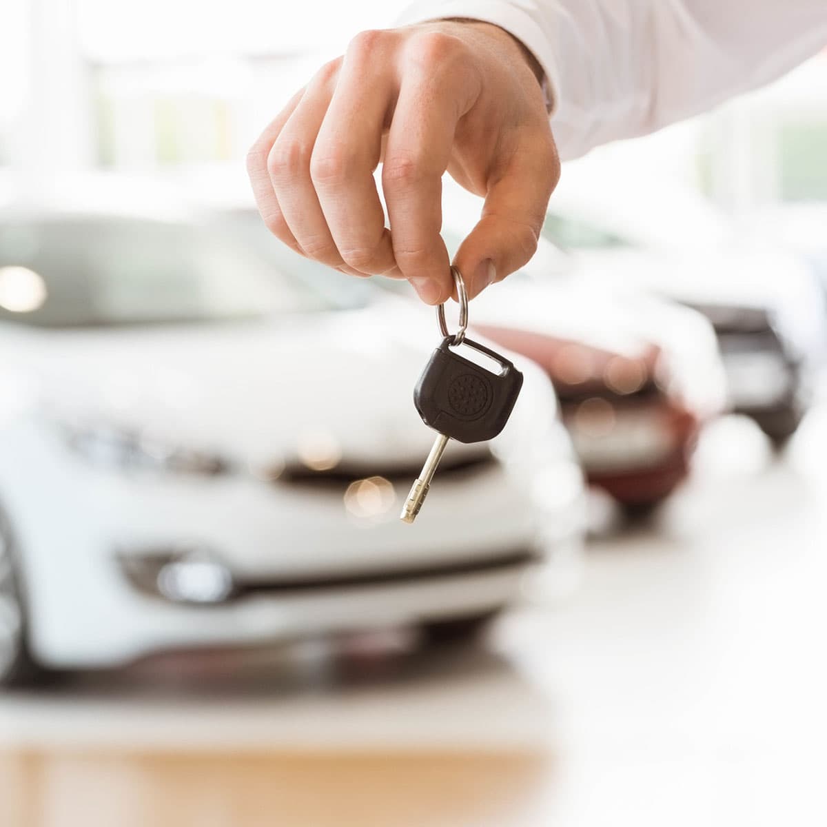 車を売却しても任意保険の等級は引き継げる ケース別に手続き方法を解説