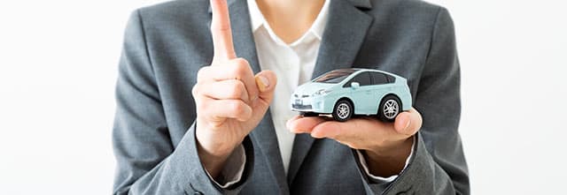 車の査定額は査定方法や業者によって異なる？おすすめの車売却方法もご紹介！